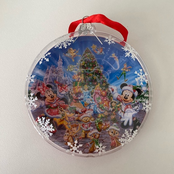 Disney Other - Disney Parks glass ornament